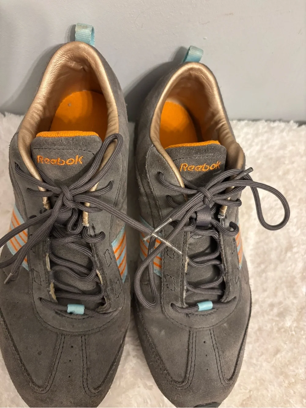 Reebok low profile